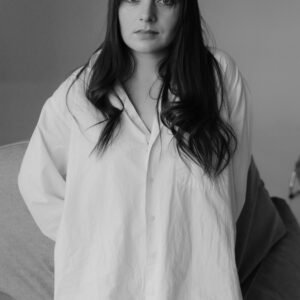 Camisa Unisex de Algodón – Corte Clásico